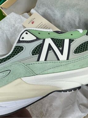New Balance Mint Green & White Suede Mesh Runner